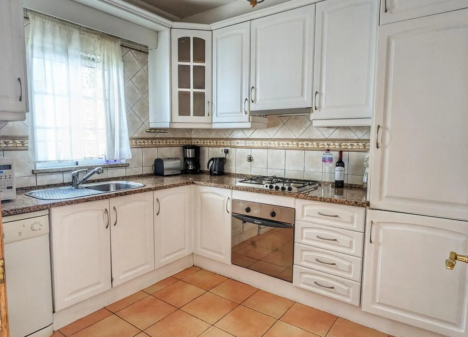 Townhouse 700M From Sao Rafael Beach Albufeira