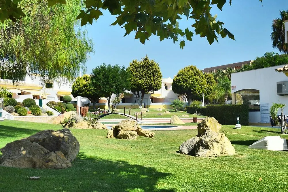 Townhouse 700M From Sao Rafael Beach Albufeira Villa