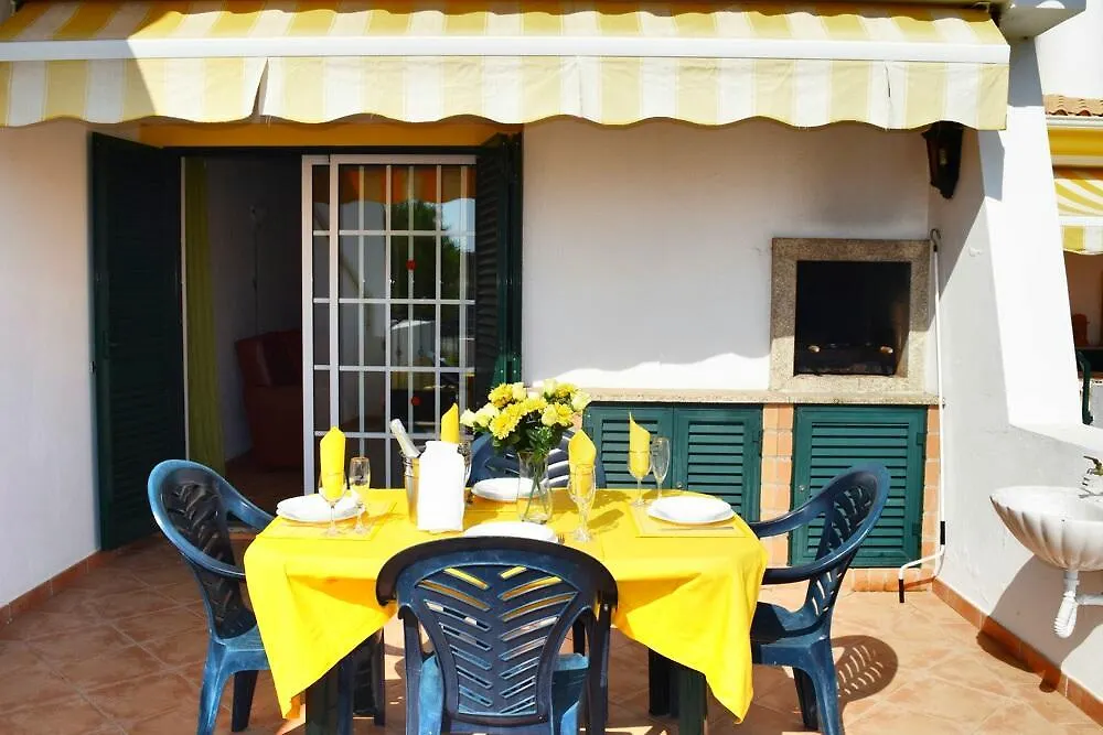 Townhouse 700M From Sao Rafael Beach Albufeira