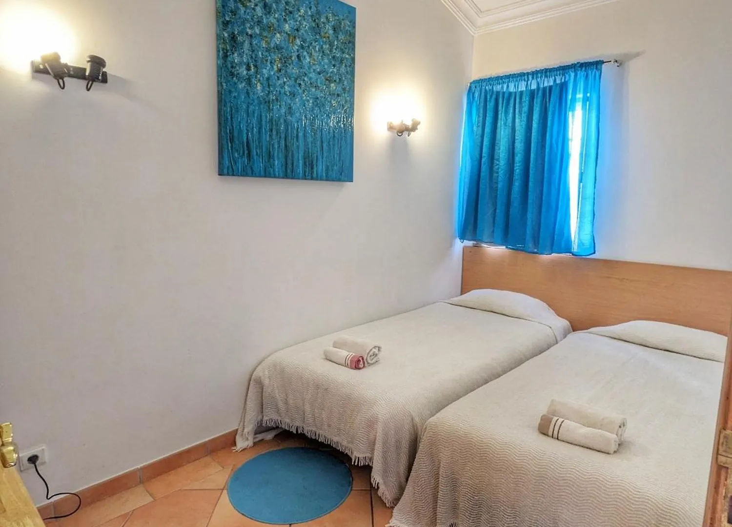 Townhouse 700M From Sao Rafael Beach Albufeira